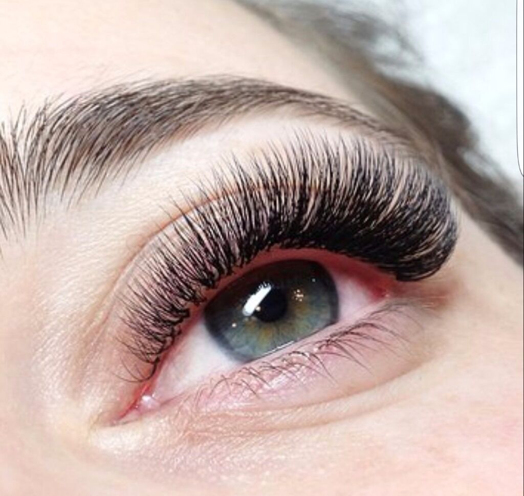 Lashes Volume