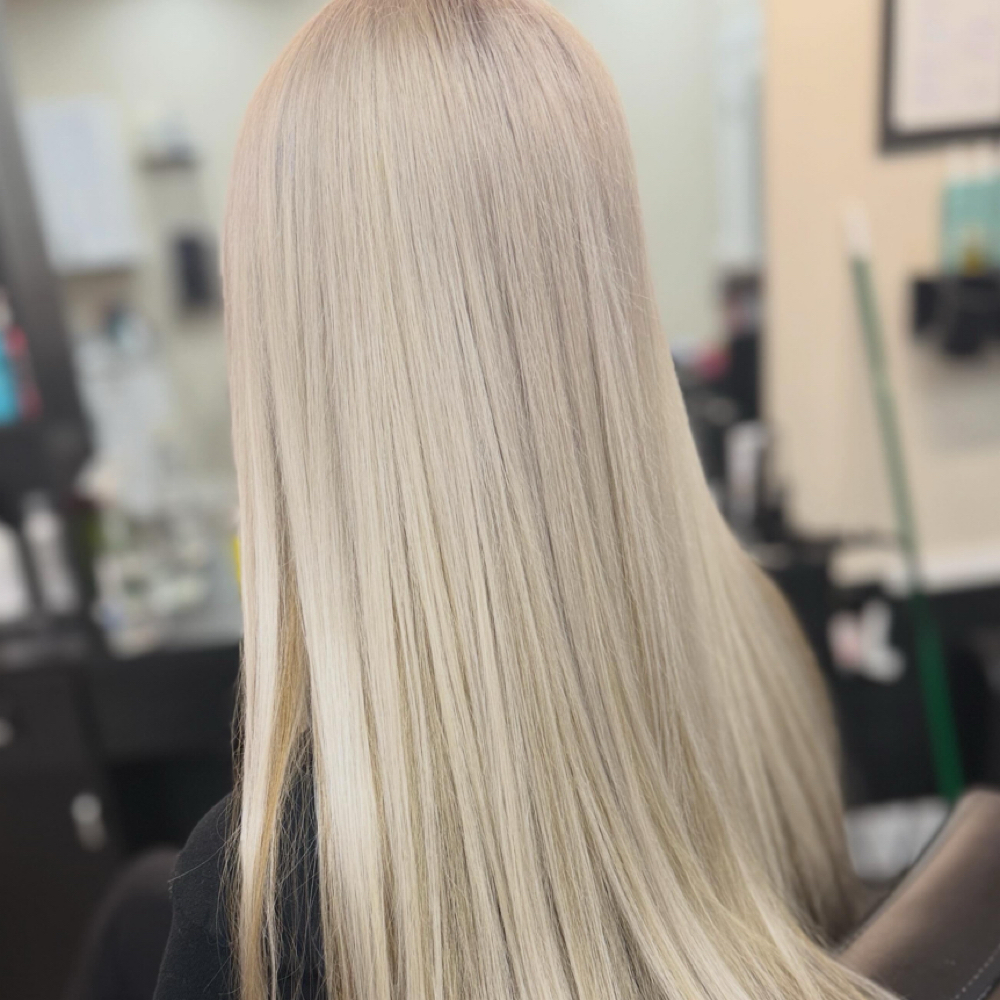 Overgrown Platinum Retouch at Brandi Gould in Grants Pass, OR