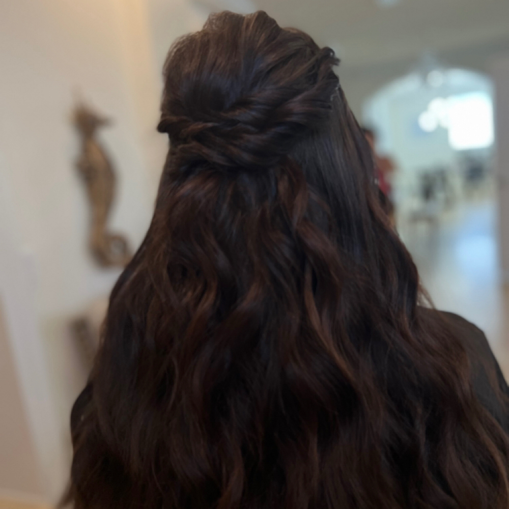Hair Trial at Alyssa Moore in Newberg, OR