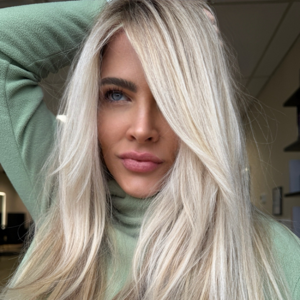 FULL BRIGHT BLONDE TRANSFORMATION at JENNIFER GRIFFITHS in Franklin, TN