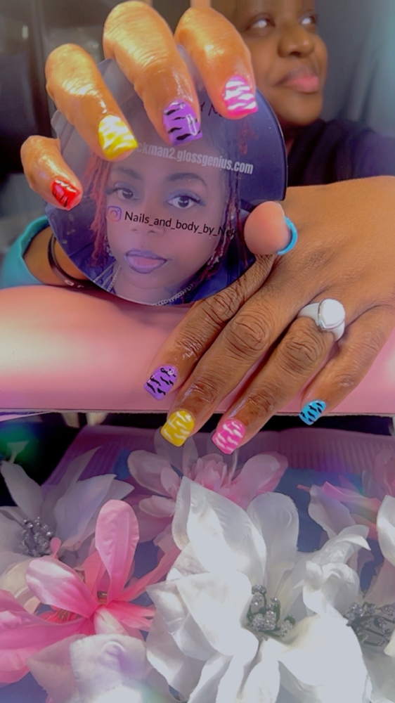 Gel Polish On Nails With Design