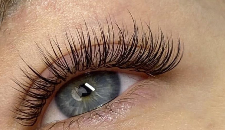 Full set Classic at Olive.glowesthetics in West Monroe, LA