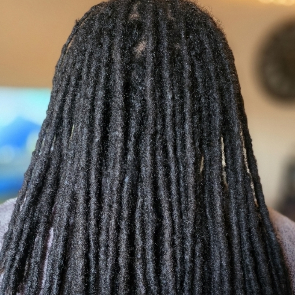 Loc Detox Add-on at Desert Glam Beauty Lounge in Albuquerque, NM