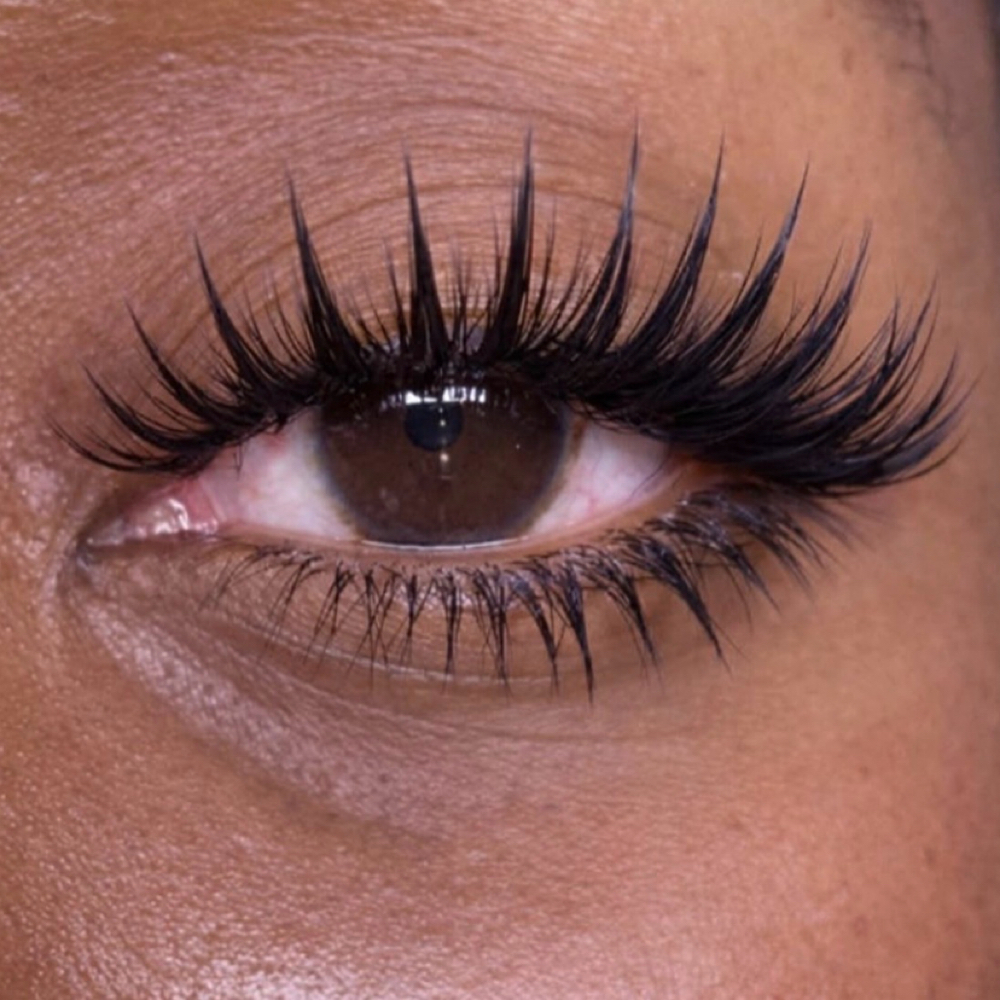 Bottom Lash Extensions at Aesthetic Beauty Bar LLC in West Chester, OH