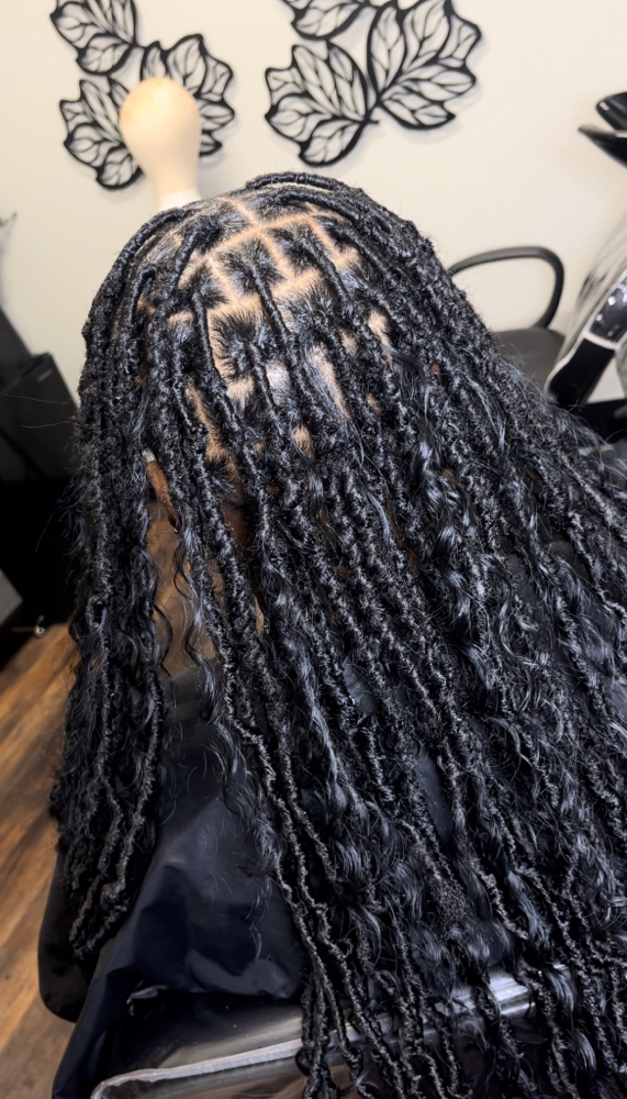 Small Distressed Locs