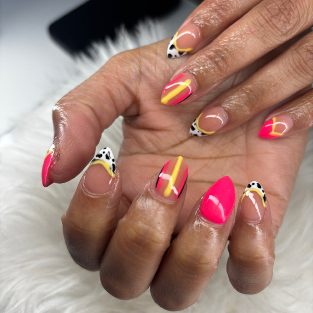 Fullset + Nail Art ( 2/4 Nails) at Shv.Nailz in Kent, OH