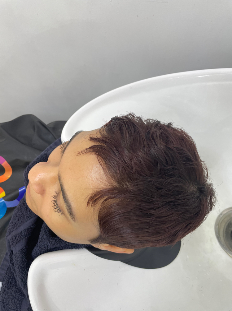 Scalp Massage at The Attitude Adjuster, Inc. in Los Angeles, CA