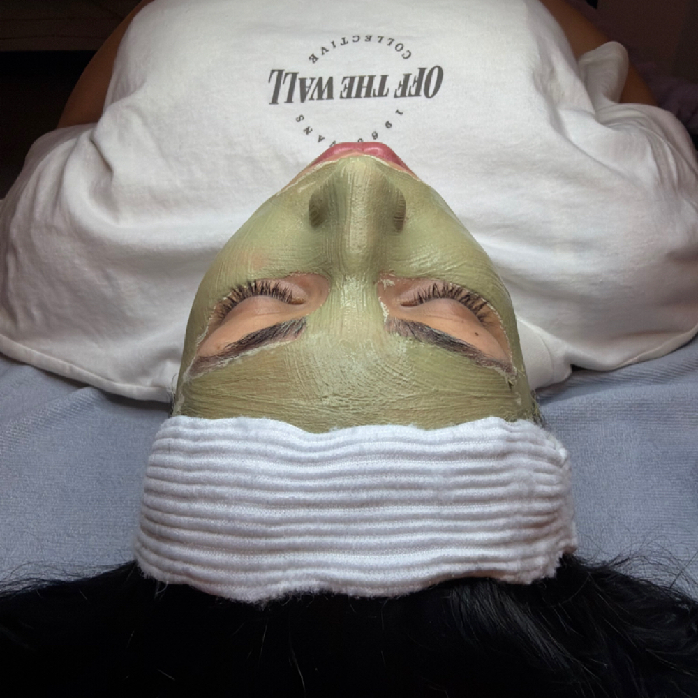 Seaweed Mask at 1812 Esthetix in Oceanside, CA