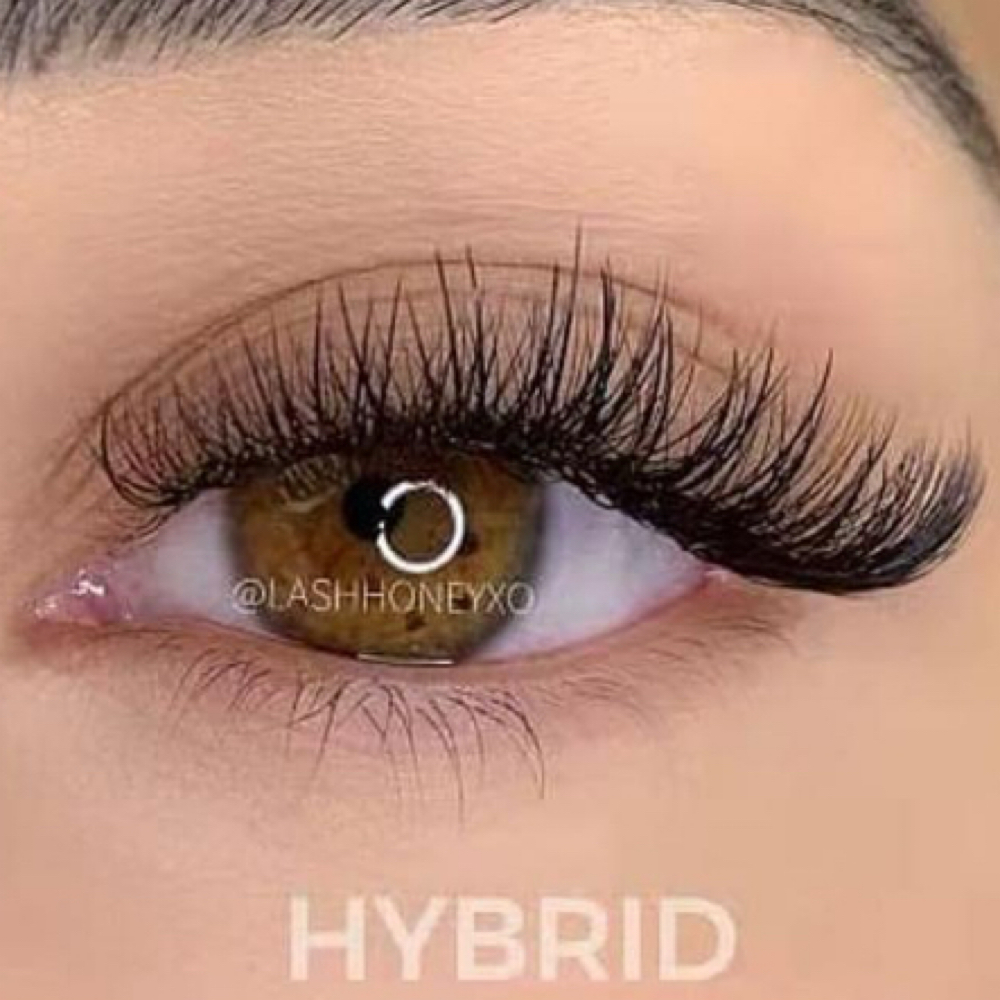 Hybrid Lash New Set at NAIL CARE OF PLAINFIELD in Plainfield, IL