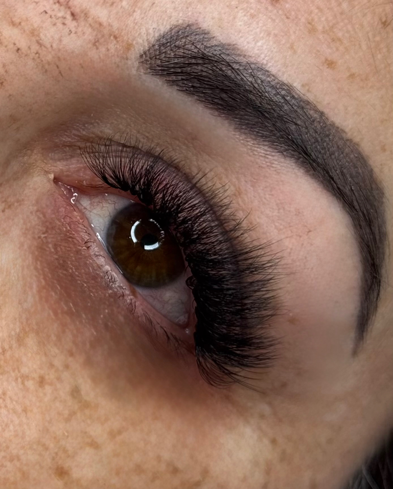 Lash Extension Service