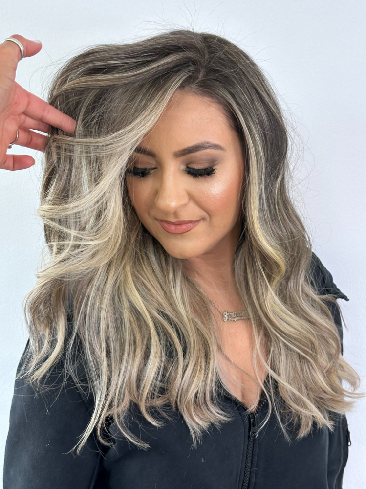 BLONDE BALAYAGE