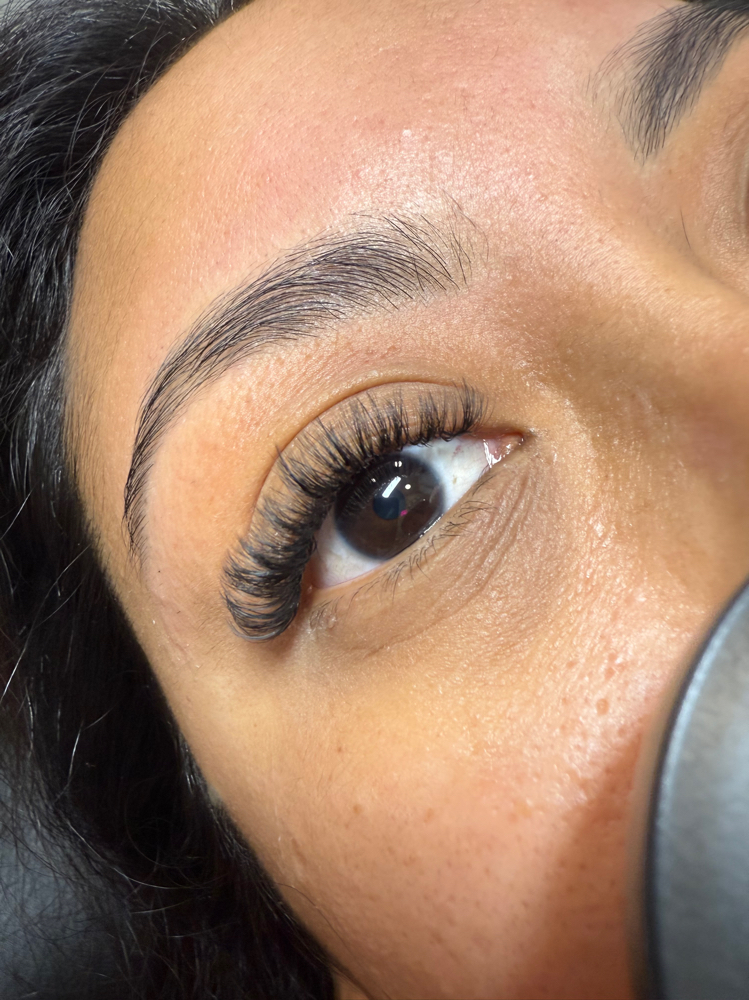 Hybrid Lashes- Pestañas Hibrida at Rowdy Esthetics in Evans, CO
