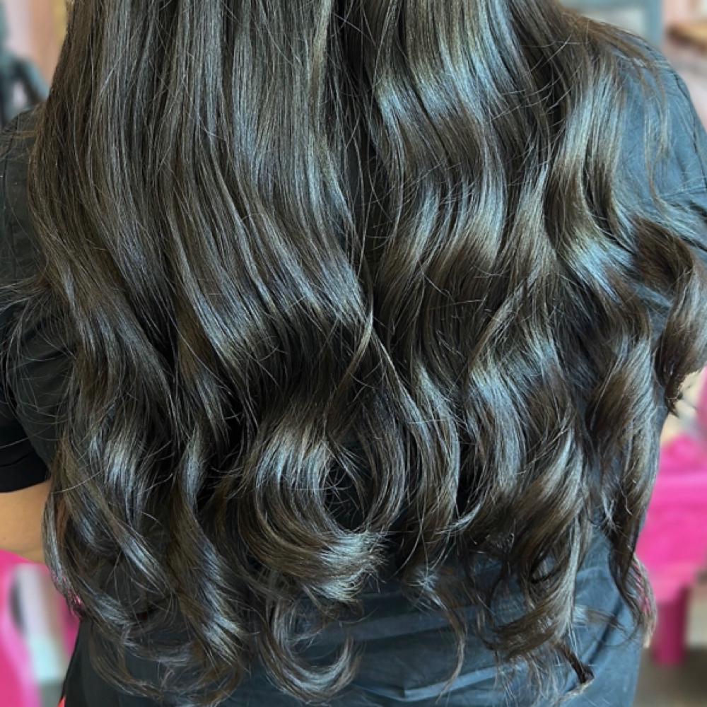 Women's Haircut at MB Beauty & Hair in Petaluma, CA