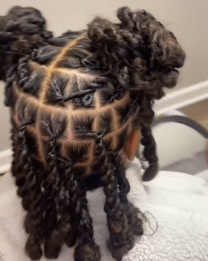 Invisible Locs Short