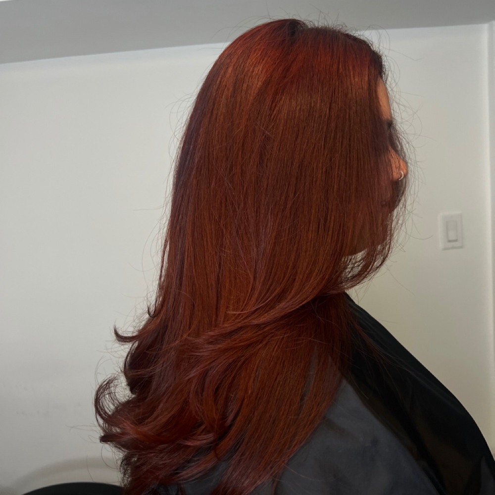 Women's Haircut at Kultura Beauty in Cicero, IL