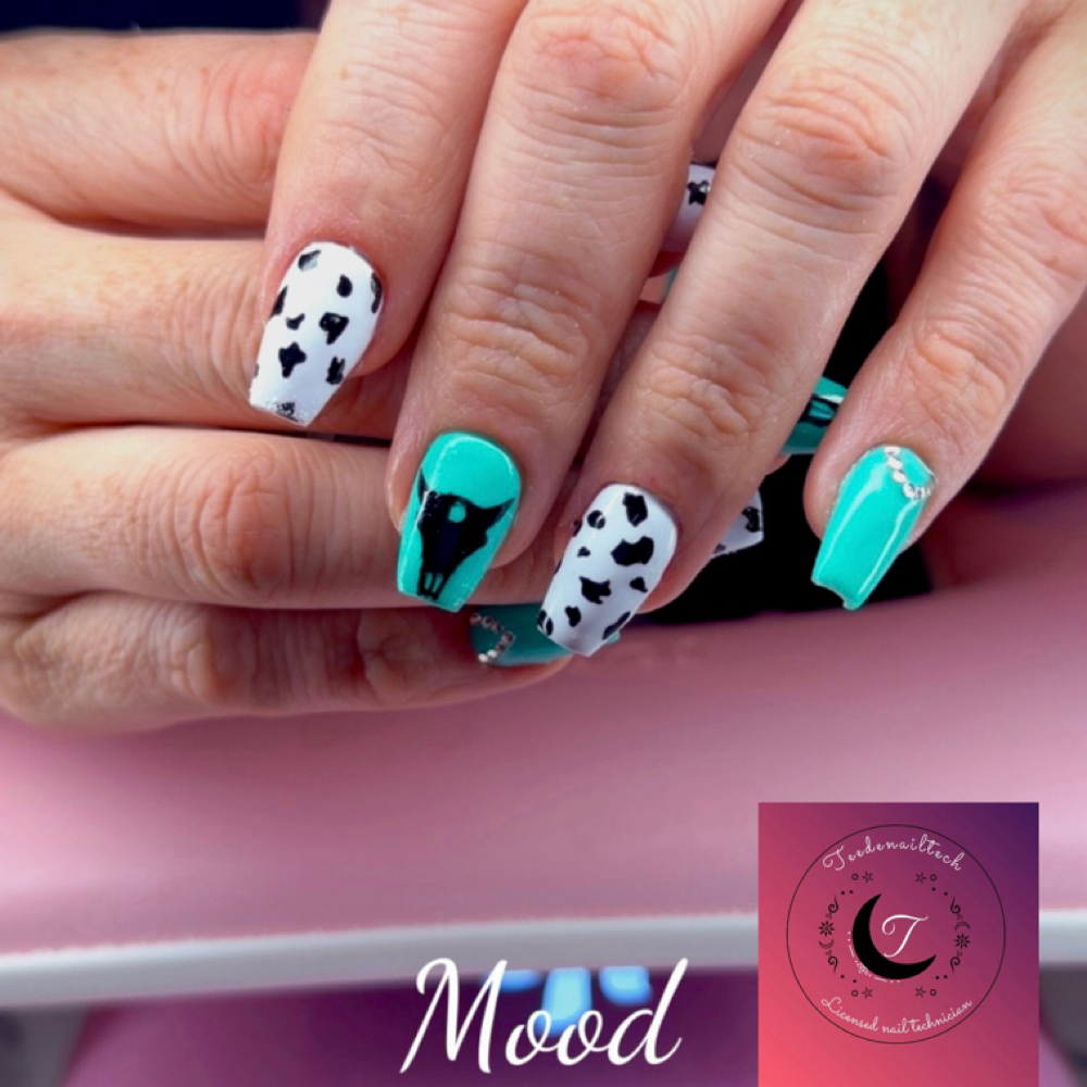 Renewing Luxury Manicure at TeeDeNailTech in Pensacola, FL