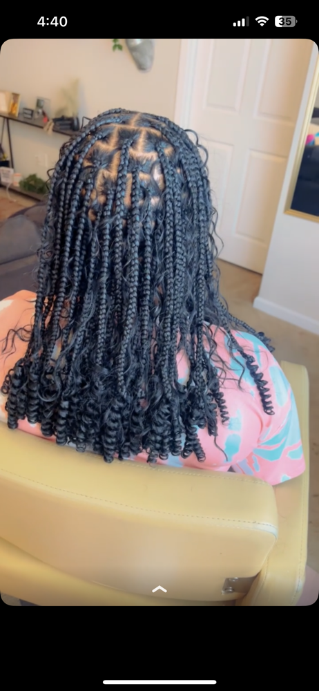Medium Boho Bob Knotless Midback at NitaMay Braids in Cartersville, GA