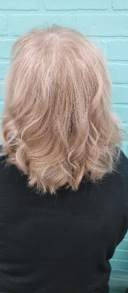 Blonde Retouch