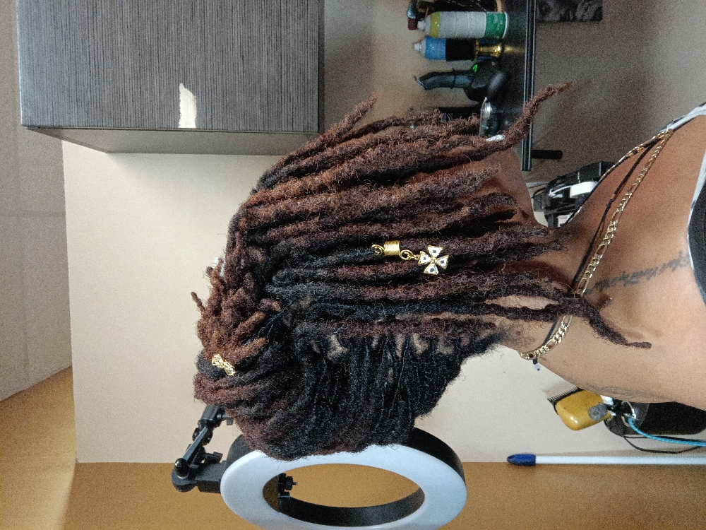 Loc Retwist W/ Style - Medium to Lg