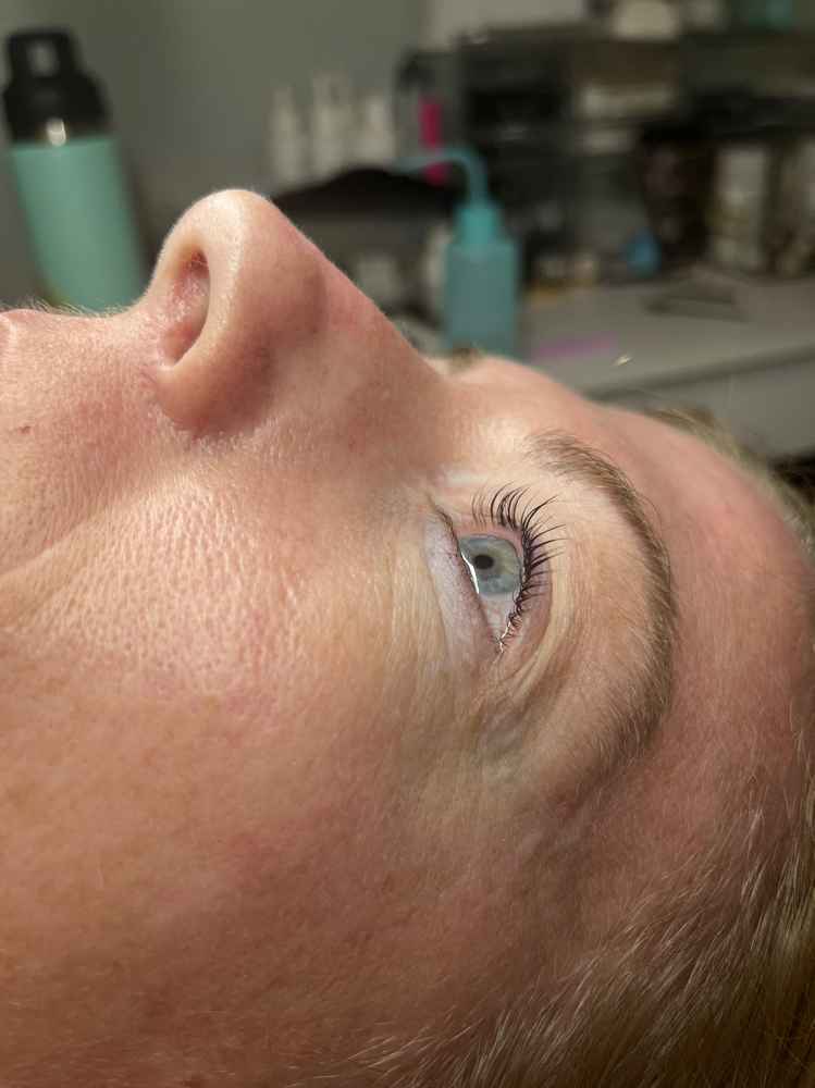 Eyelash lift and tint