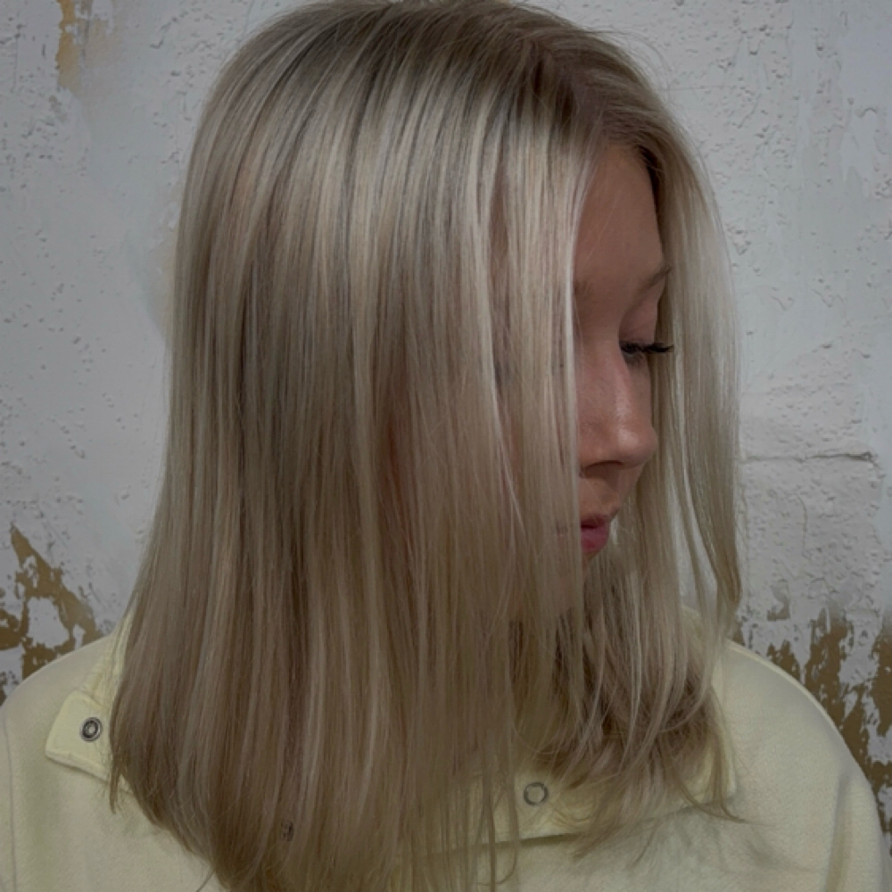 Sydney | Full Highlight at Aurora Blush Salon in Iowa, IA