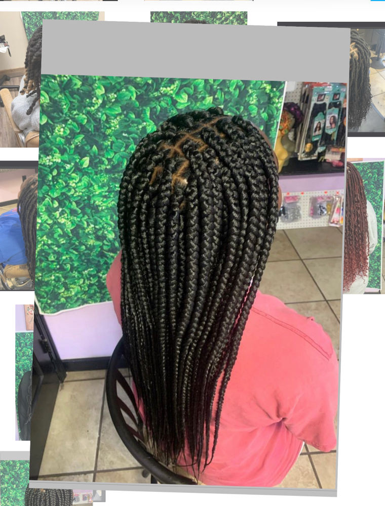 Box Braids - Medium/MidBack