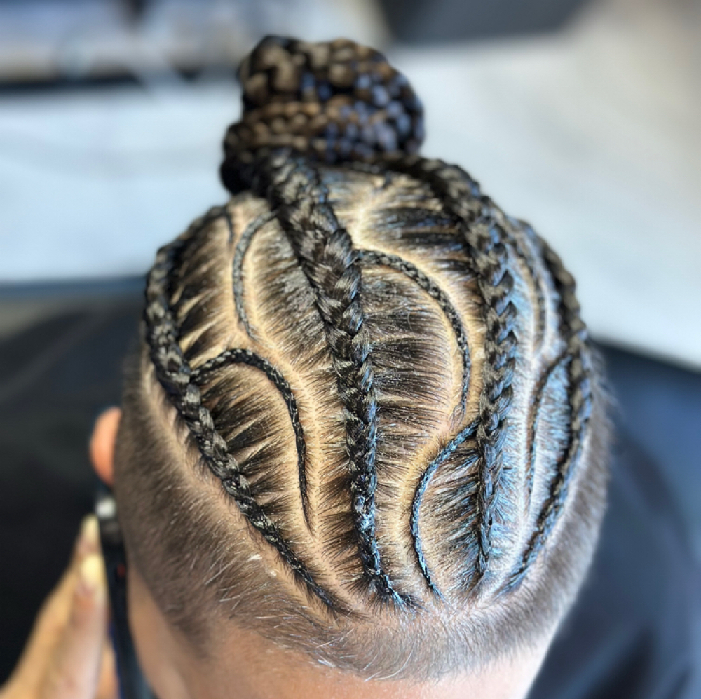 4 Cornrows at Queen’z & King’z Barber Salon in Murrieta, CA