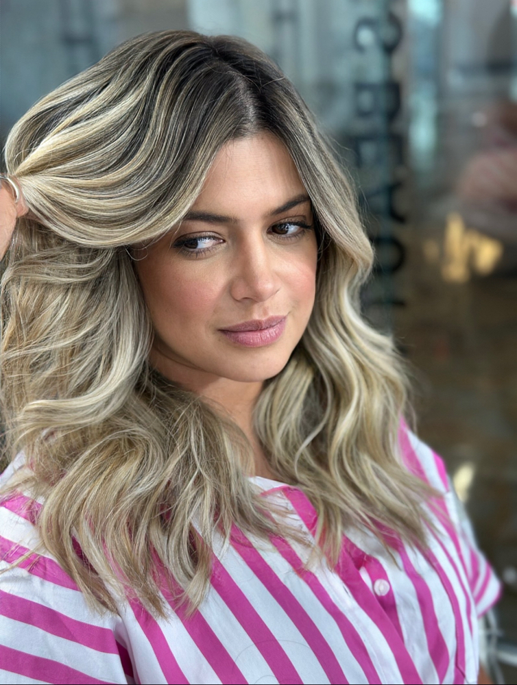 DIMENSIONAL BALAYAGE