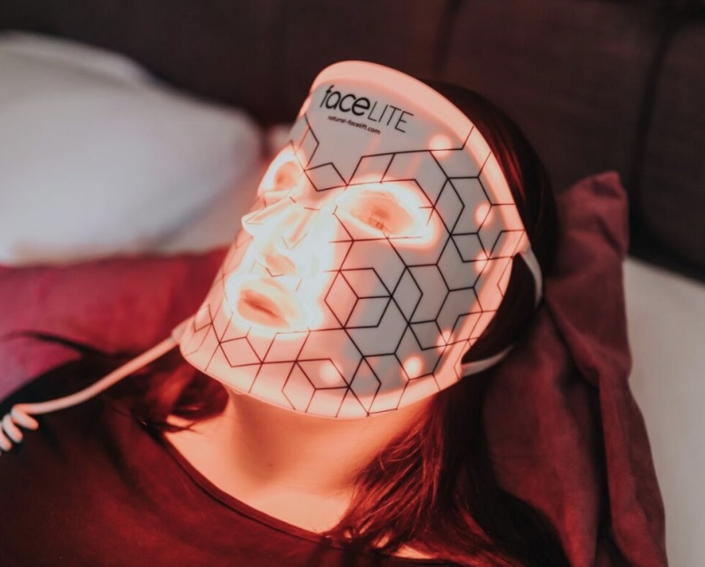 Red Light Therapy Mask