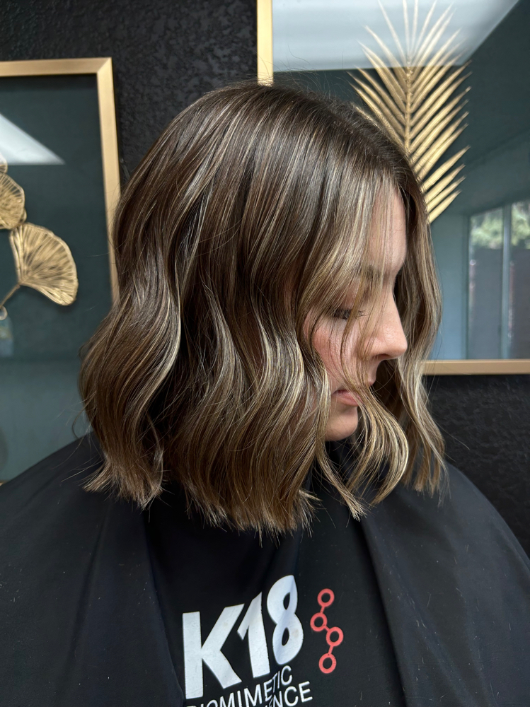 Women’s haircut + style