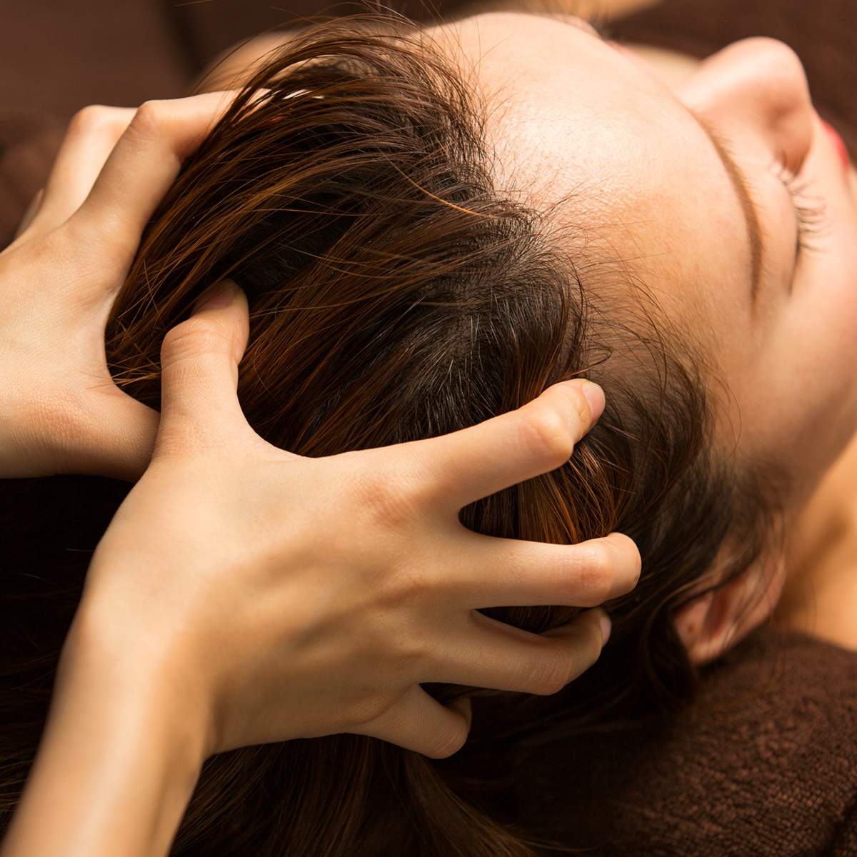 Dry Head Spa (Scalp Massage) at Zon Salon in Wyandotte, MI