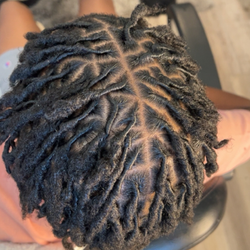 ⭐️ Youth Services [10-13] at Xclusive Locs in Tuscaloosa, AL