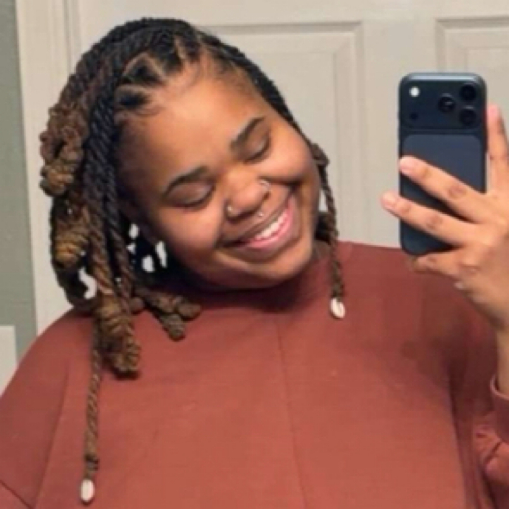 Loc Knot Bobs at Lockxury Love in Aurora, CO