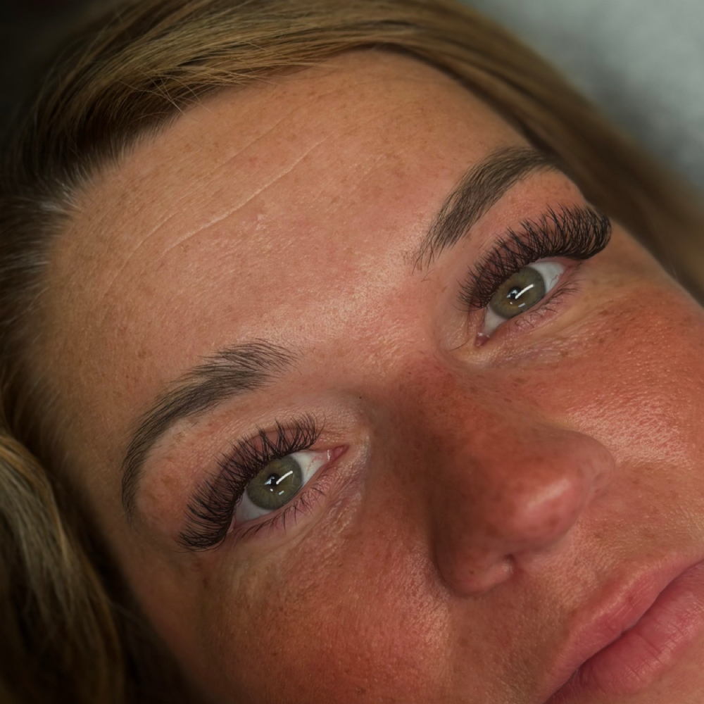 classic yy full set at Bare Beauty Esthetics by Kyleigh in waverly, OH