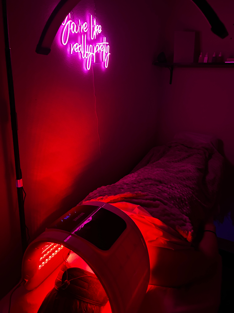 LED Light Therapy❣️