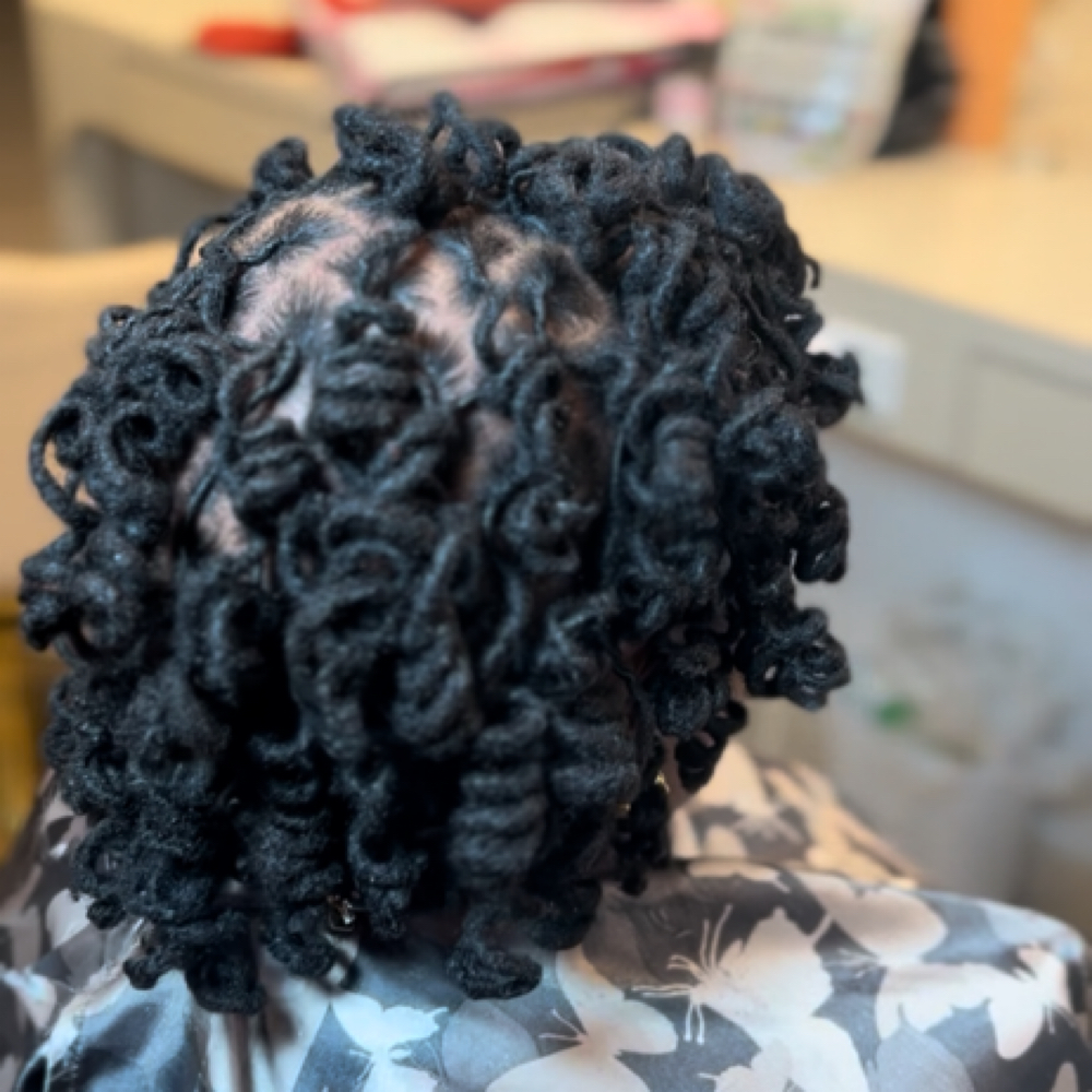 Roller Set at Ajia key in Buffalo, NY