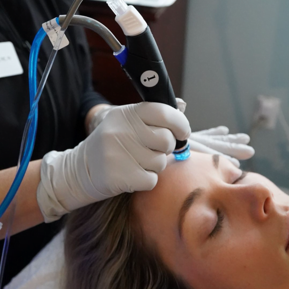 Signature HydraFacial at Omnia Esthetics in Menomonie, WI