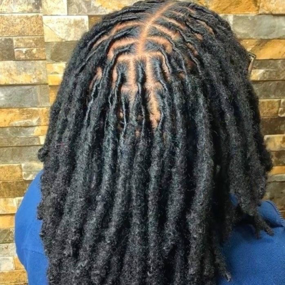 Loc Retwist at A Royal Encounter in Jackson, MS