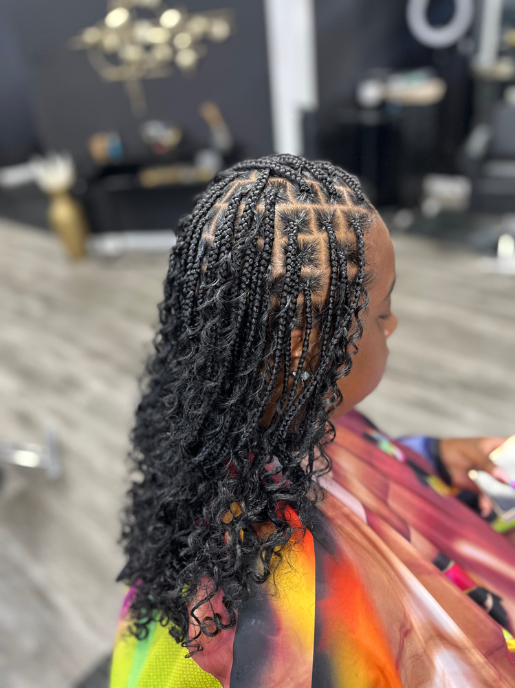 Bohomian  Small Knotless/short