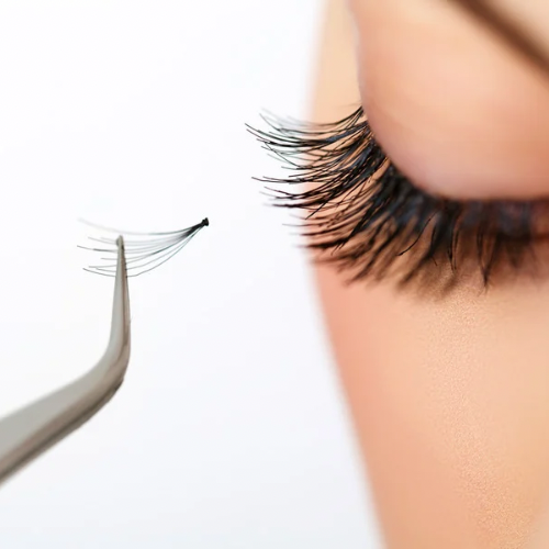 Signature Glow Lashes