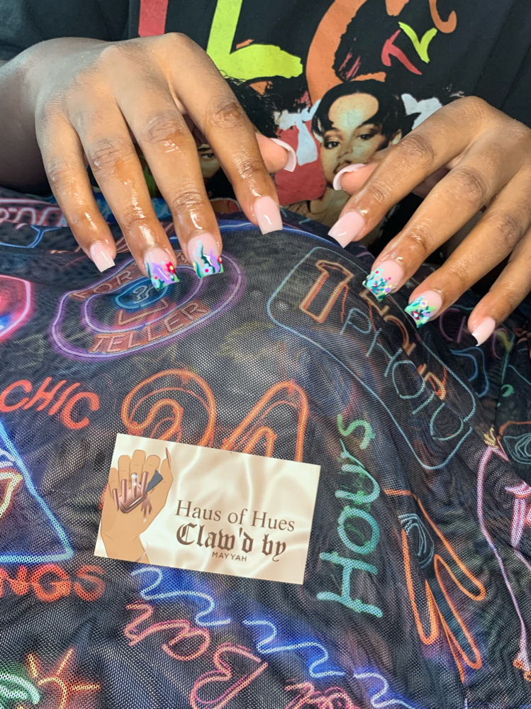 Hand Painted Design Per 2 Nails