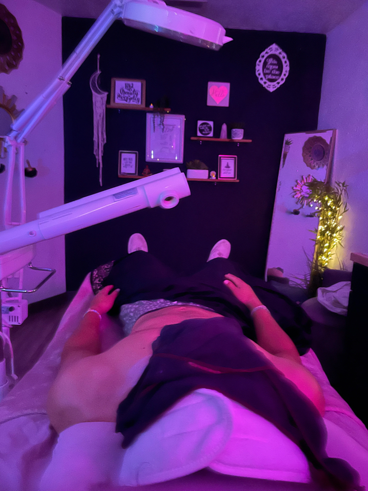 Relaxation Facial