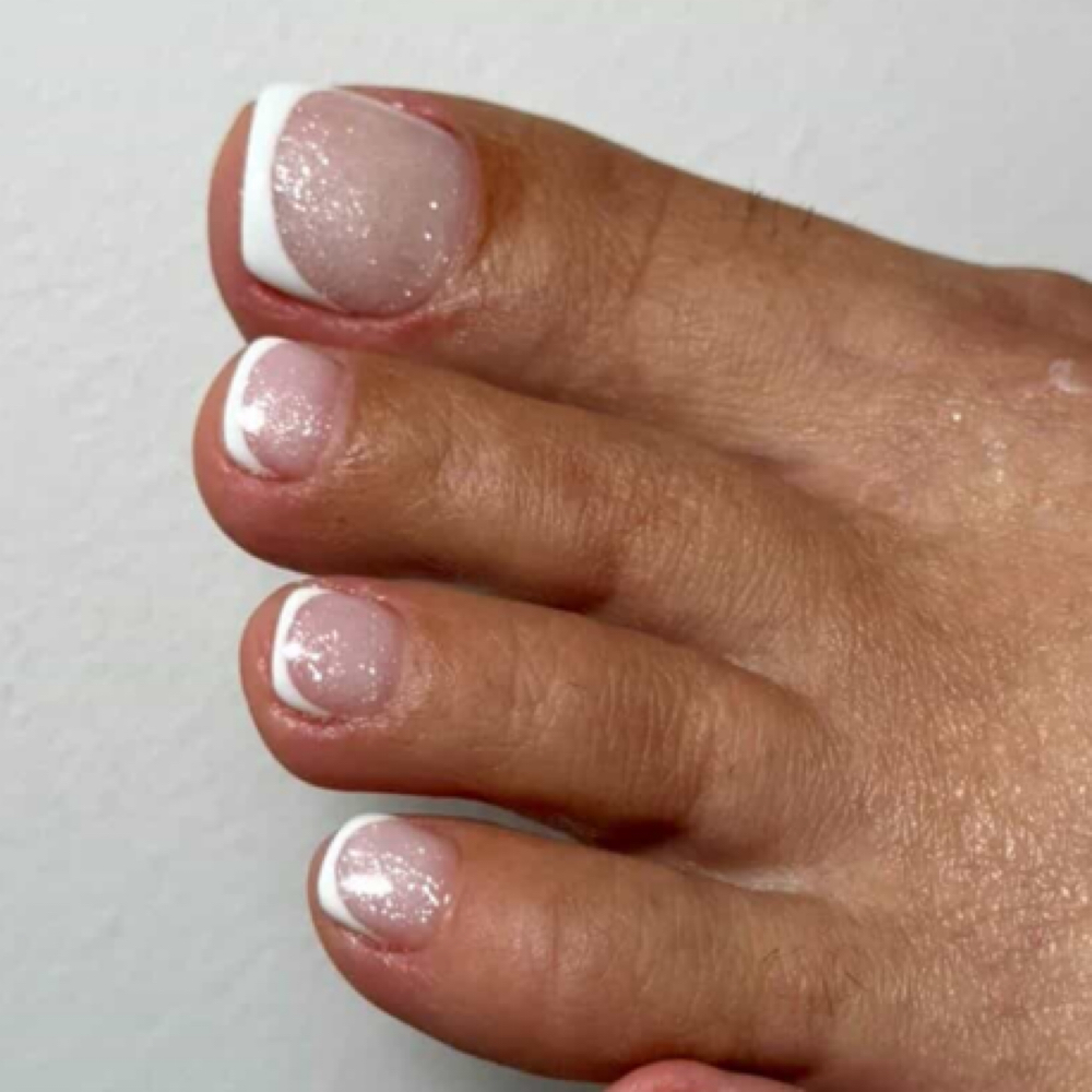 Dry pedicure at Khrystyna  Martyniuk in Il, IL