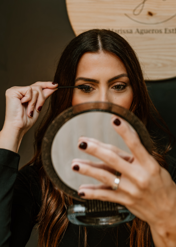 Brow Tint And Tweeze