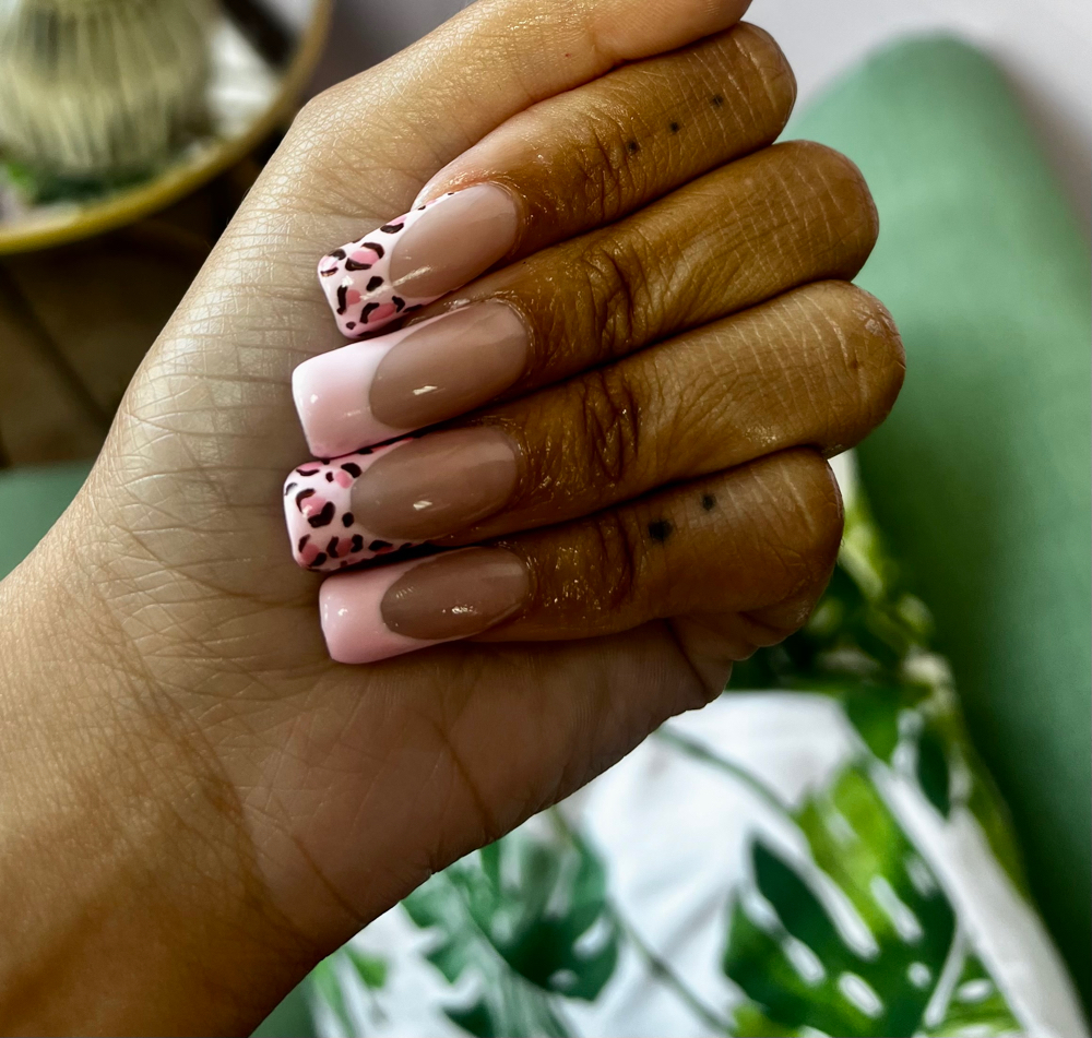 Level 2 Nail Art