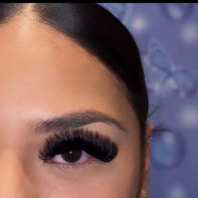 Mega Volume Full Set at Anysia Cano in Clovis Ca, CA