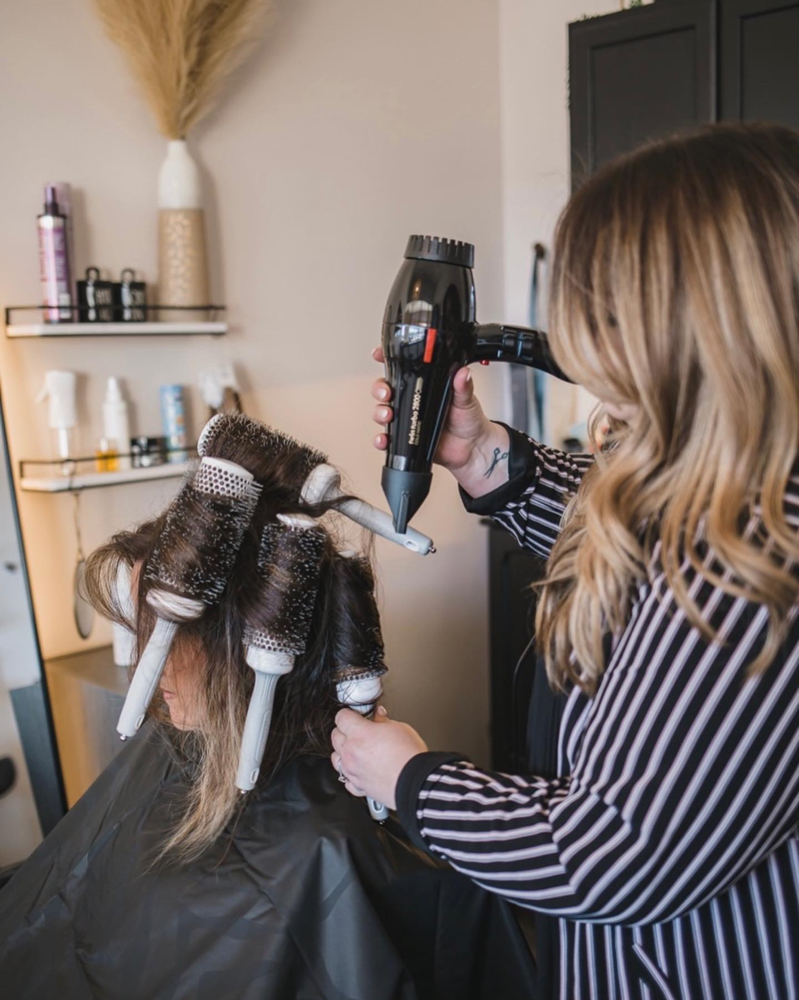 Wash And Blow Dry Style