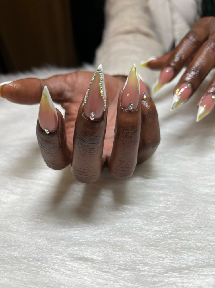 𝑳𝒖𝒙𝒆𝒅 𝑭𝒓𝒆𝒆𝒔𝒕𝒚𝒍𝒆ᴹᵉᵈⁱᵘᵐ at Lewii Luxe Nails Cartel in Princeton, TX