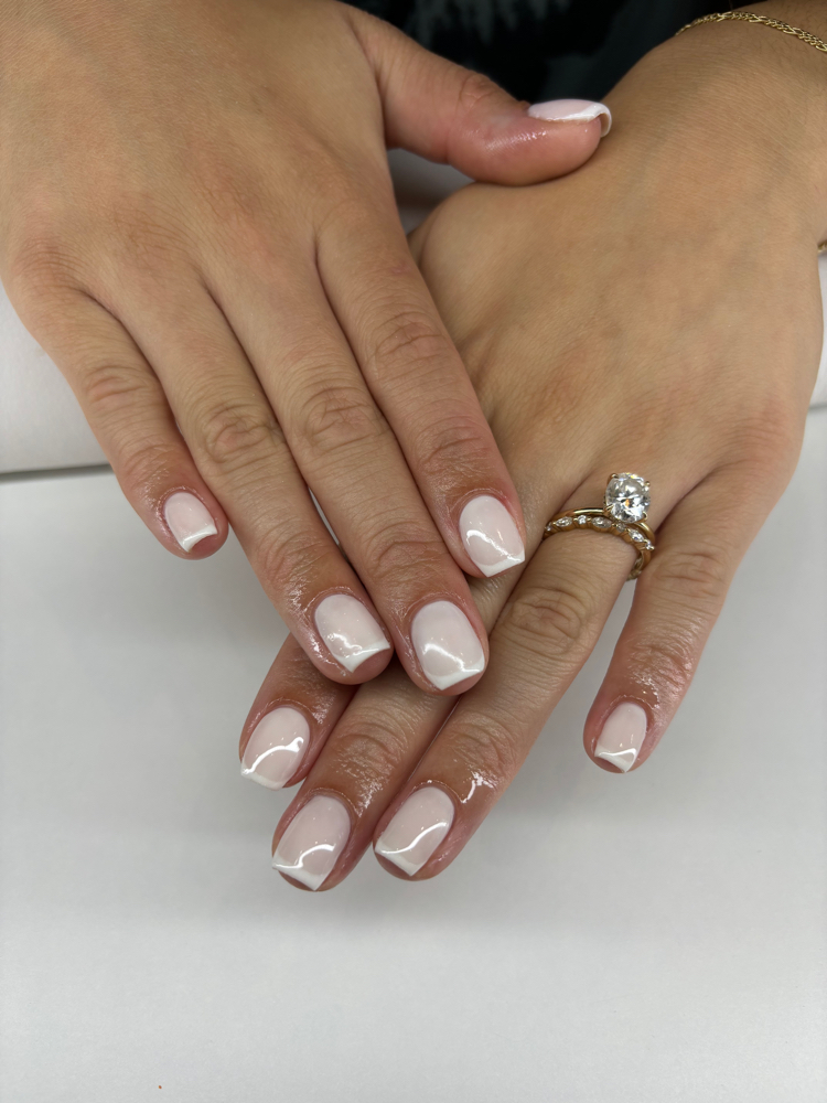 Luminary Manicure W/ Vanessa