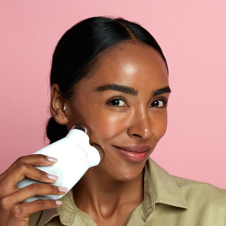 Derma-Nu Uplifting Miccrocur Facial